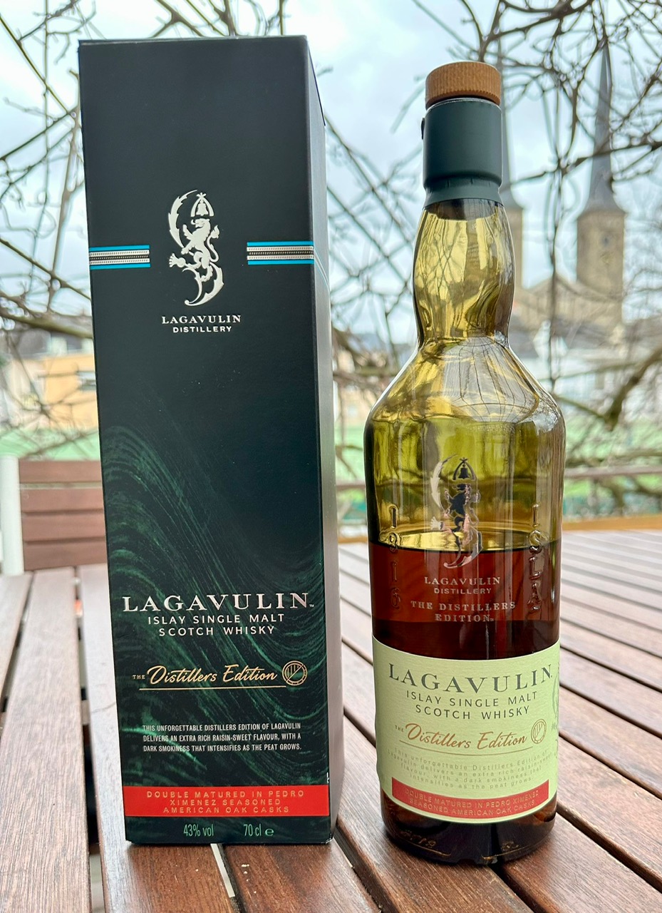 Lagavulin The Distillers Edition - 2022 - Whiskygraphie